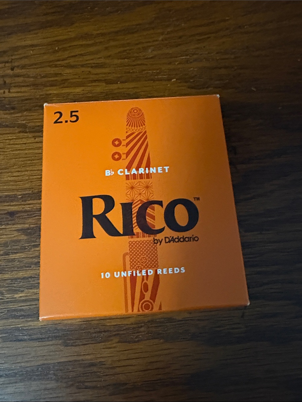 Rico by D'Addario Bb Clarinet Reeds Strength 2.5 - 8 unused reeds